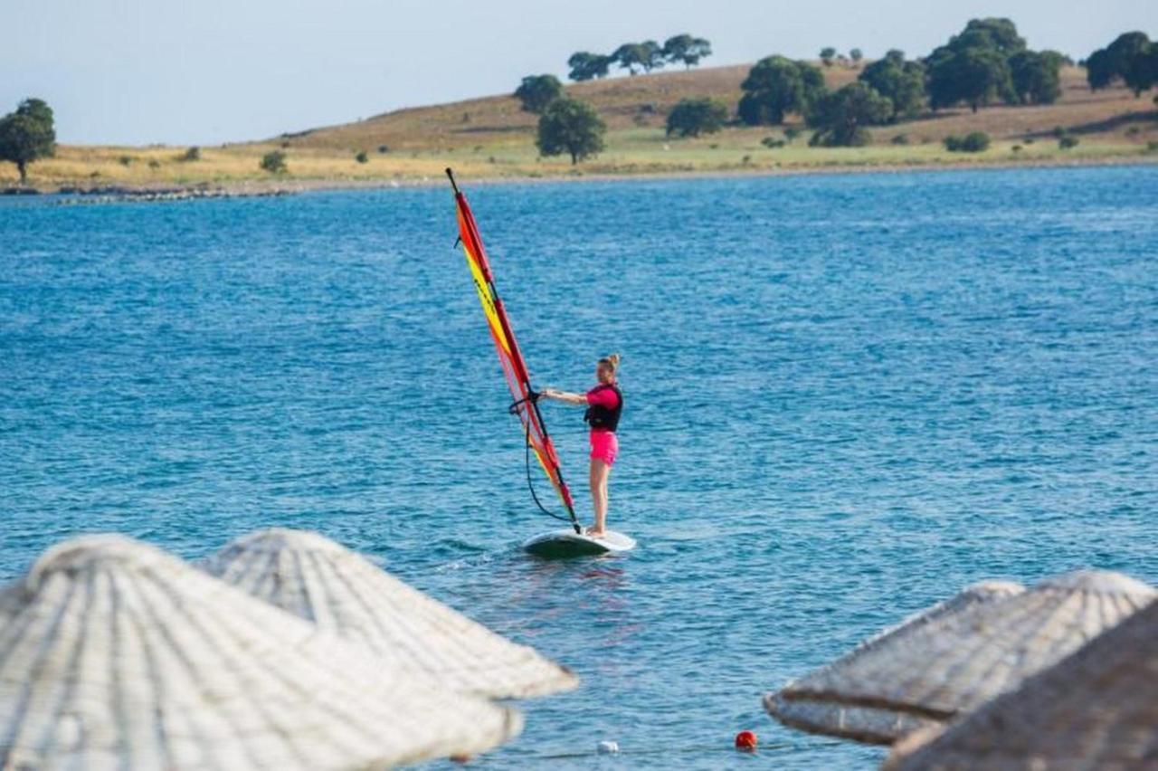 Teos Ormanci Tatil Koyu Ξενοδοχείο Seferihisar Εξωτερικό φωτογραφία